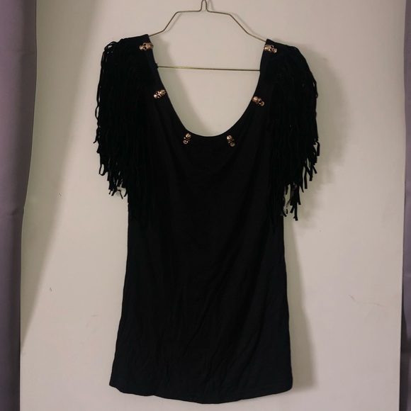 Skull & Fringe Top - Picture 3 of 11